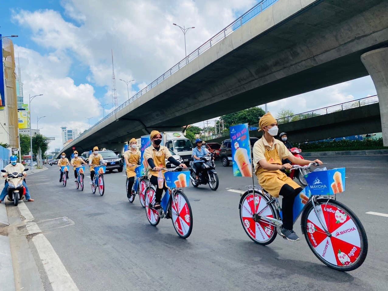 Roadshow và street banner trọn gói